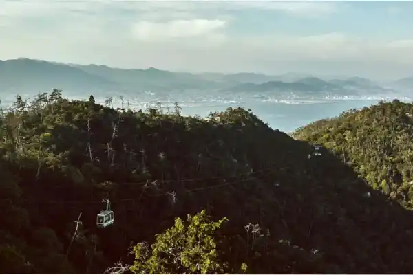 600x400_uso-ia-para-planificar-viajes-crecio-hasta-24porciento-2025-alcanzando-40porciento-entre-menores-35-anos-foto-paseo-gondola-vistas-al-monte-misenimagen-jenlo8-imago-dw-1109072-132148.webp
