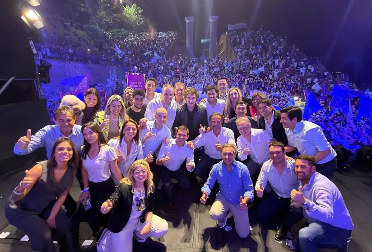 PELLI, PRESENTE. El candidato tucumano participó del acto en Rosario.