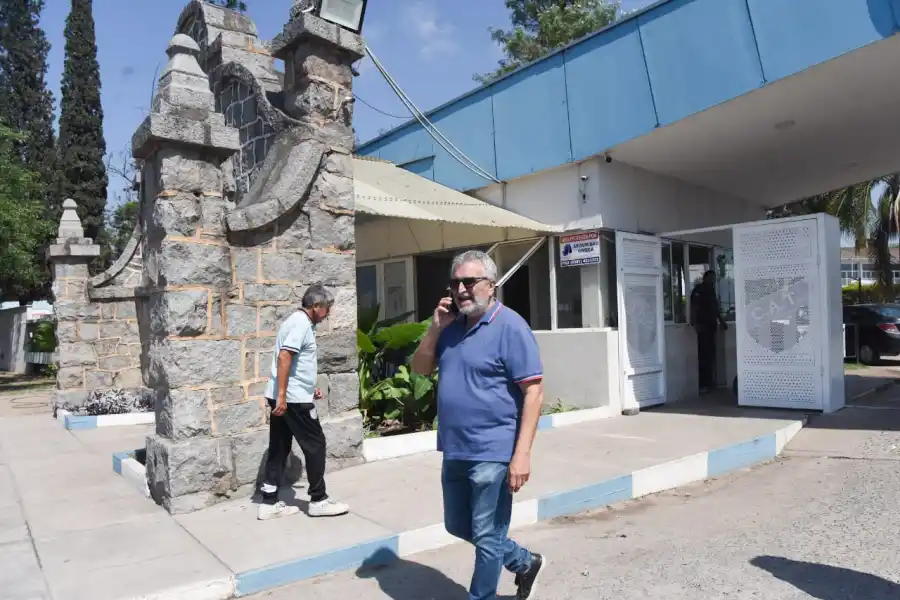 LLAMADA. Mario Ávila prefirió mantenerse en silencio luego del cónclave.