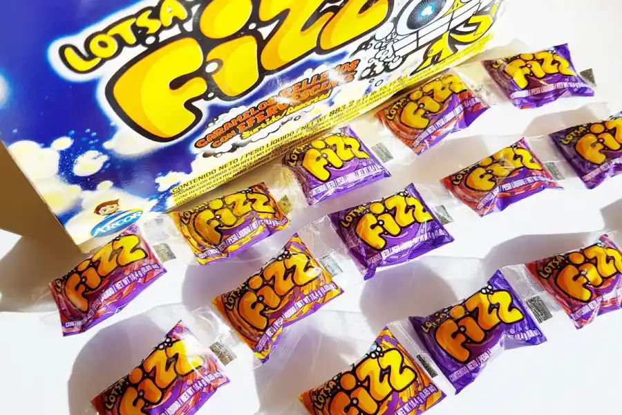 PASADO. Los caramelos Fizz de Arcor con su sabor ácido encantaban a los más chicos en los 90.