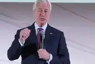 Milei se reúne con el CEO de J.P. Morgan en Buenos Aires a dos días de las elecciones