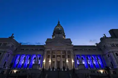 Conservadores, radicales, peronistas y algunas otras yerbas