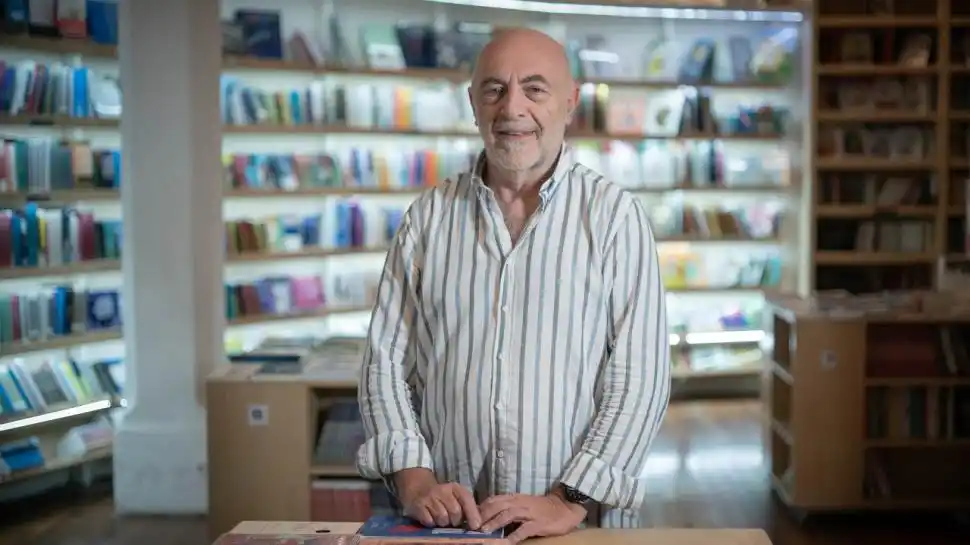 JULIO SAGUIR. Examina minuciosamente los desafíos y las dificultades que hubo en la tarea de crear un país lleno de asimetrías.