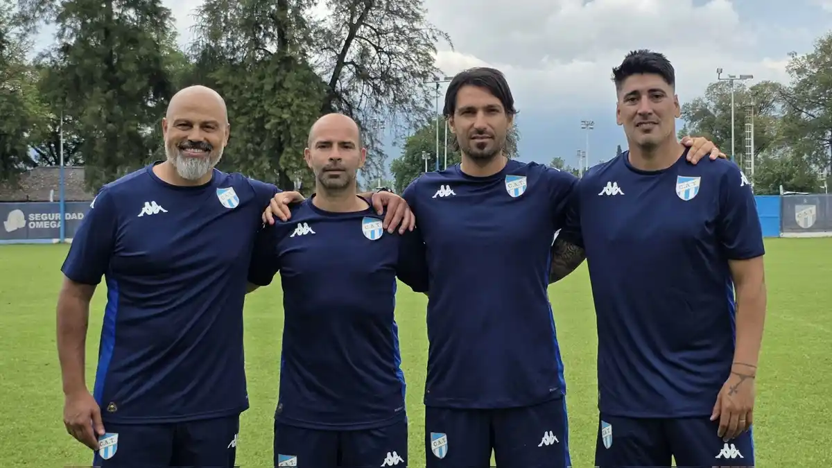 Hugo Colace, tras su primer entrenamiento en Atlético Tucumán: “Esta vuelta de página nos va a dar un envión”