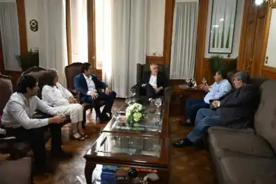 Triunfo del PJ en Alberdi: Osvaldo Jaldo felicitó a Bruno Romano, intendente electo