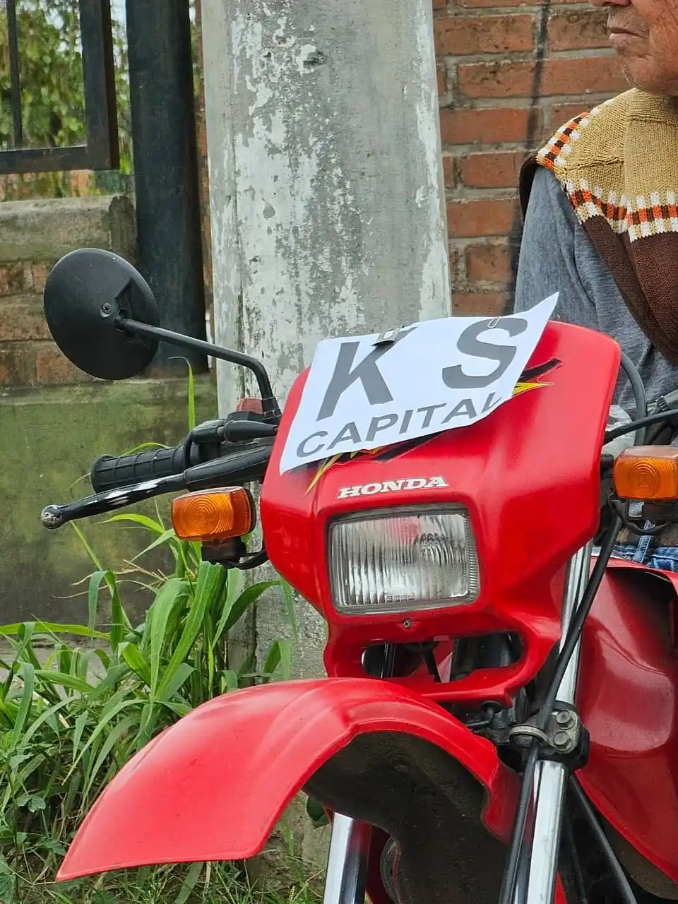 Presuntos pagos a votantes y ausencias de autoridades de mesa, claves de la jornada electoral