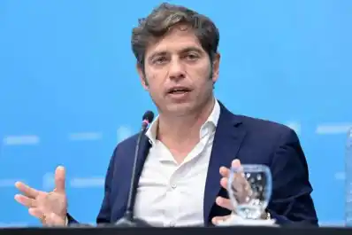 Kicillof redobla la presión por la Ley de Financiamiento y acusa a Milei de un asedio financiero ilegal