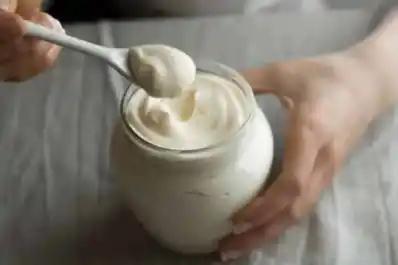 Cómo evitar la salmonela al hacer mayonesa casera con huevo