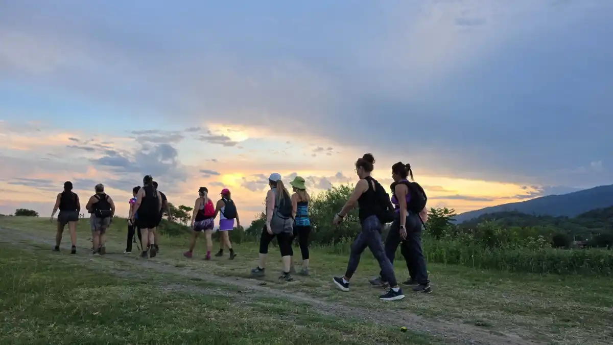 De todo en Yerba Buena: cine de Tim Burton, música bien tucumana, deporte y concientización