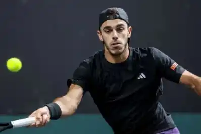 Francisco Cerúndolo va por el golpe ante Jannik Sinner en los octavos del Masters 1000 de París