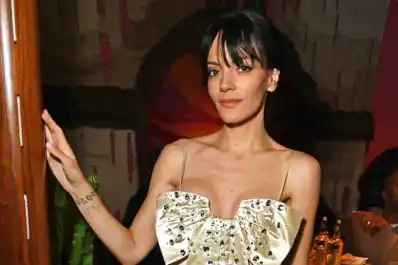 Lily Allen reveló que gana más dinero en OnlyFans que con su música: los insólitos pedidos que recibe