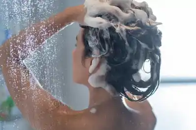 Con estas señales te avisa tu cuero cabelludo que necesita un lavado urgente