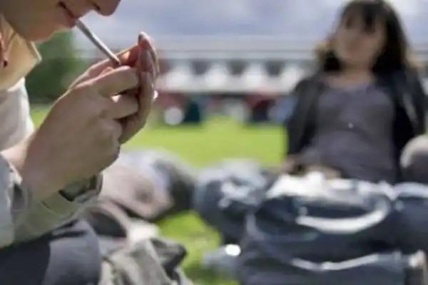 Ya está abierto el consultorio gratuito de la UNT para que estudiantes dejen el cigarrillo y el vaper