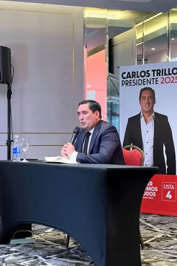 Carlos Trillo, el impulsor de las estatuas de las glorias.