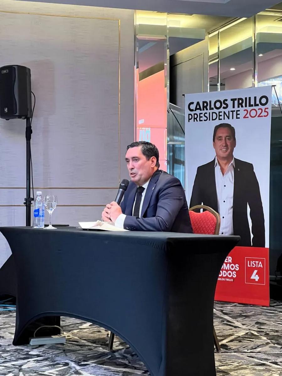 Carlos Trillo, el impulsor de las estatuas de las glorias.