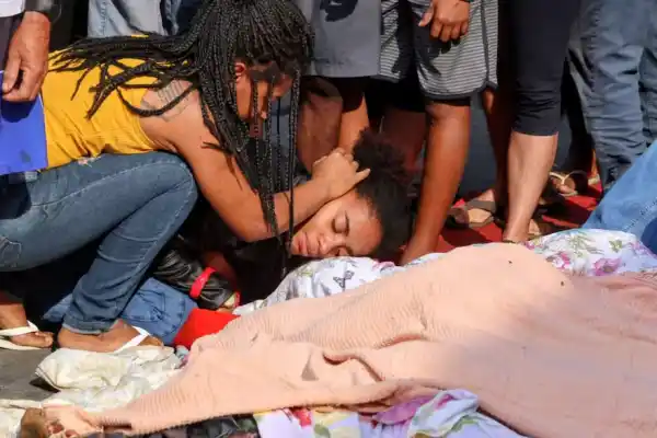 Horror en Río de Janeiro: quemados, decapitados o sin manos