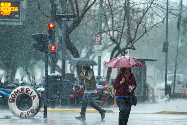Vuelven las tormentas eléctricas a una parte del país: ¿qué provincias están bajo alerta amarilla?