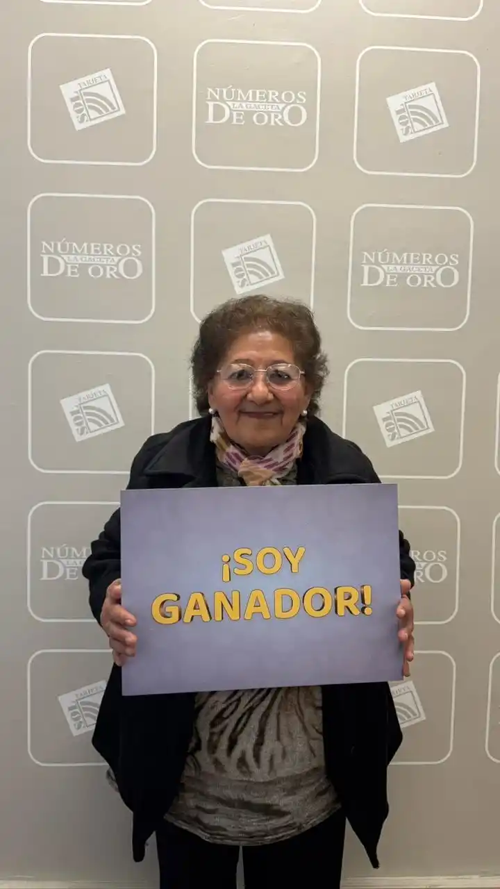 FELICIDAD. Elba compartirá el premio con su numerosa familia.