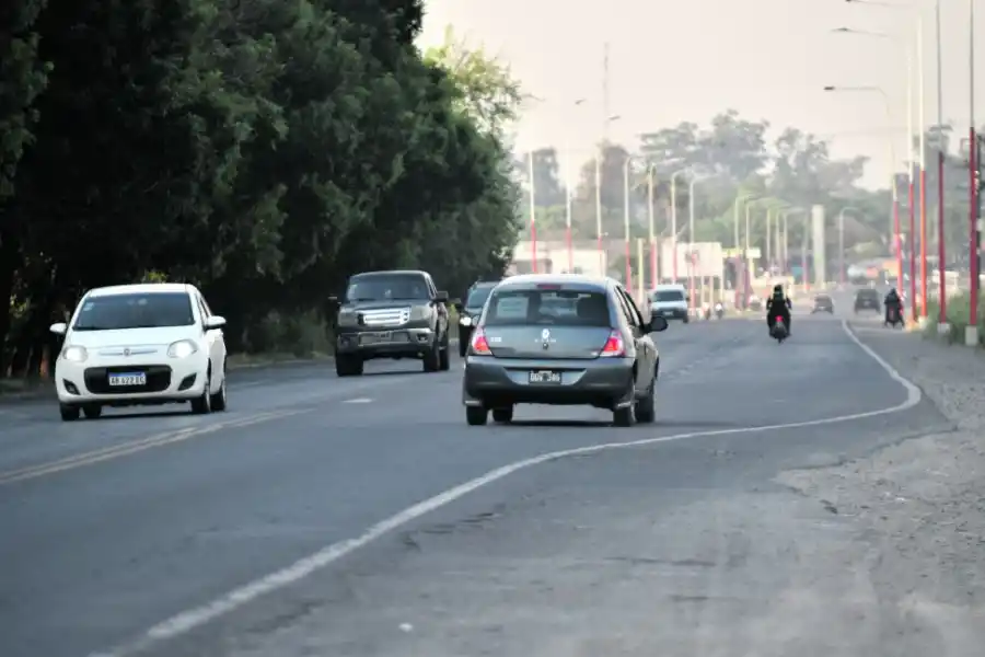 LA AUTOPISTA QUE SE TERMINA. La imagen muestra el punto donde concluye (o empieza) la multitrocha, en San Pablo.