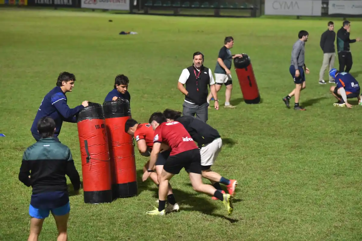 Macome revisa detalles de cara a las semifinales.