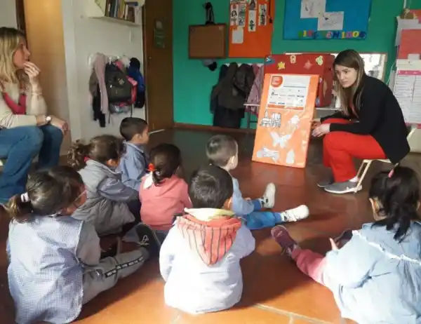 EL PRIMER DÍA. La separación es difícil tanto para los padres como para los hijos, pero estos se adaptan mejor y más rápido a los cambios que viven.