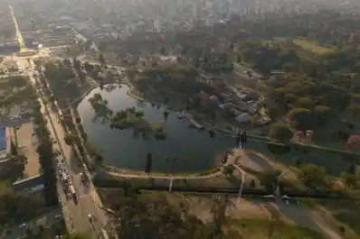 Convocan a un concurso nacional de ideas para diseñar la nueva Confitería del Lago del Parque 9 de Julio