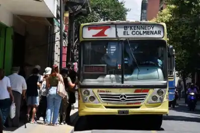 El transporte capitalino, al borde del colapso: “Estamos en un momento límite”, advirtió Berreta