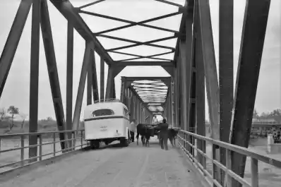 Recuerdos fotográficos: Hacia 1937. Cruce de modernidad y campo en Lules