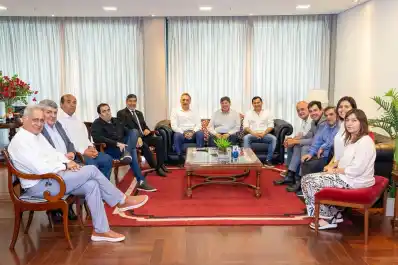 Acevedo encabezó un encuentro con legisladores para debatir los próximos pasos de la reforma electoral