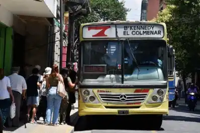 Conflicto del transporte: pese al diálogo, se ratificó la suspensión de 150 choferes