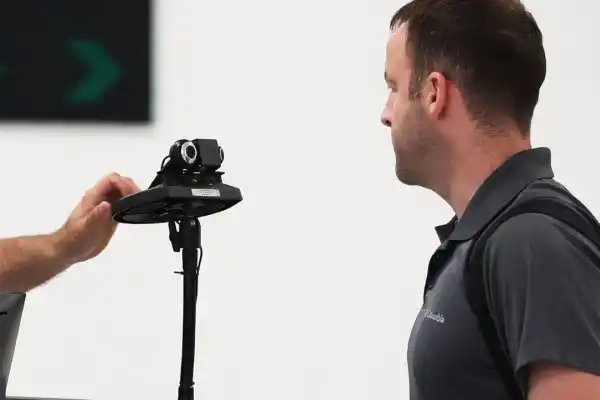 Estados Unidos planea exigir pruebas de ADN y nuevas biometrías en los trámites migratorios