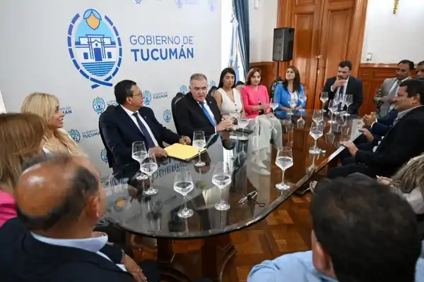 Jaldo reunió a intendentes para evaluar la gestión y proyectar los próximos dos años de gobierno