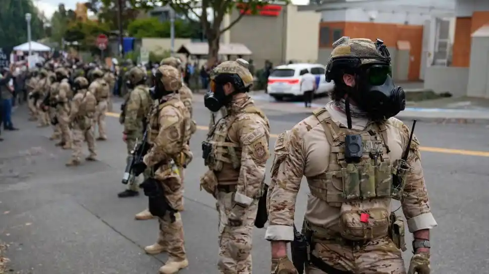 TROPAS FEDERALES. Portland es una de las ciudades a las que el gobierno de Trump envió agentes para ayudar en los operativos antiinmigrantes.