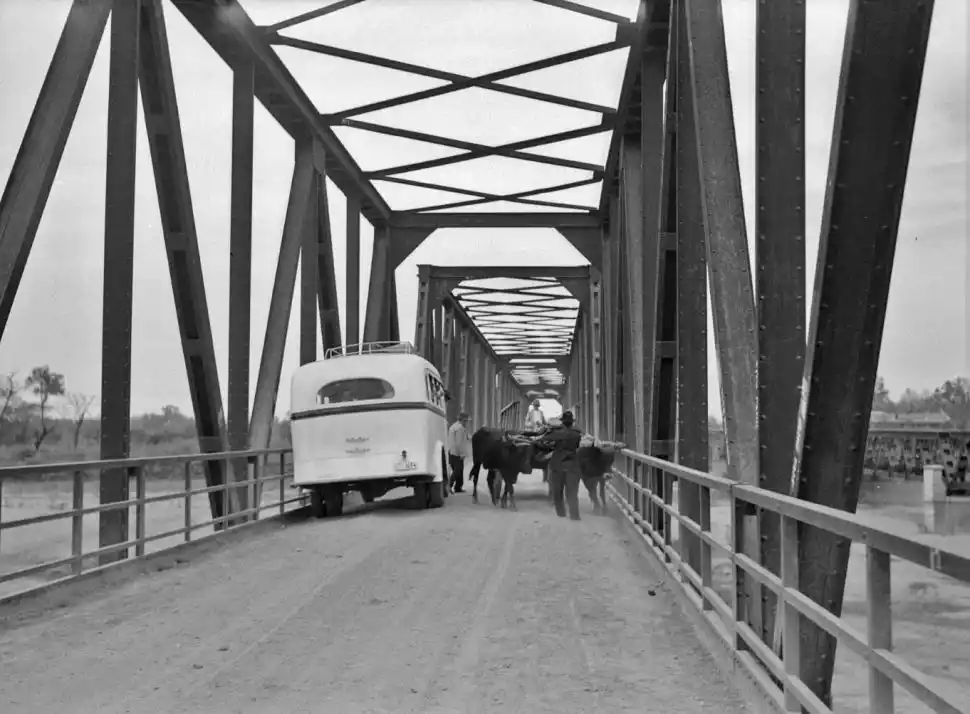 Recuerdos fotográficos: Hacia 1937. Cruce de modernidad y campo en Lules