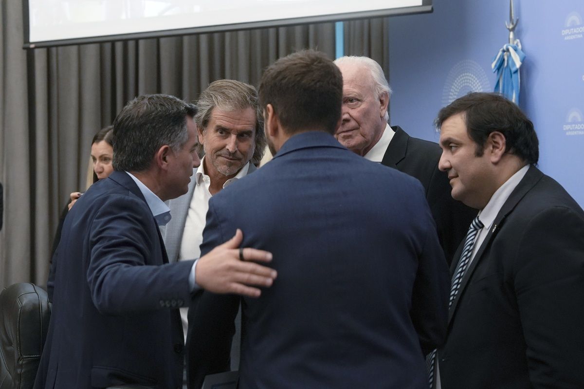 Presupuesto 2026: el Gobierno logró dictamen de la mayoría pero siguen las negociaciones