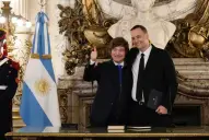 Javier Milei le tomó juramento a Manuel Adorni como nuevo jefe de Gabinete de Ministros