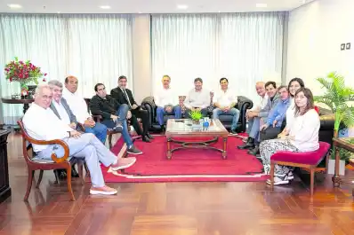 Reforma política: qué se dijo en la reunión de Acevedo con ex intendentes