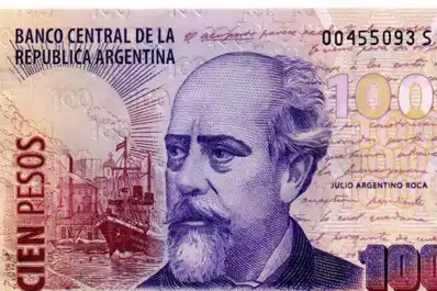 Pagan más de $3 millones por un billete argentino de $100: el insólito error de impresión