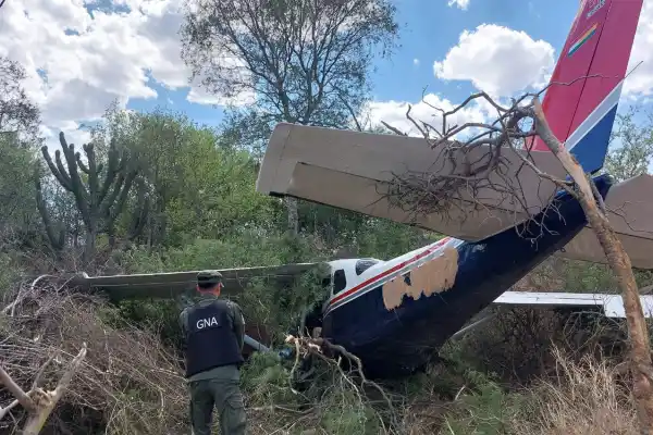 Cayó una avioneta con droga a menos de 50 kilómetros de Tucumán