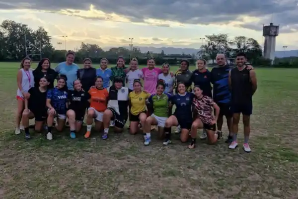 Las “Naranjas” viajan a Junín con ilusión y crecimiento: “Queremos seguir construyendo el rugby femenino”