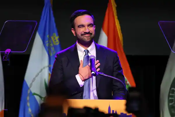 Sorpresa en Nueva York: ¿quién es Zohran Mamdani, el nuevo alcalde que desafía a Donald Trump?