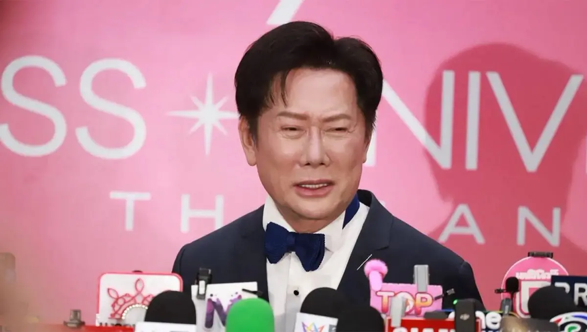 EN LA TORMENTA. Nawat Itsaragrisil, organizador del certamen Miss Mundo, pidió disculpas entre lágrimas después del incidente con Fátima Bosch.