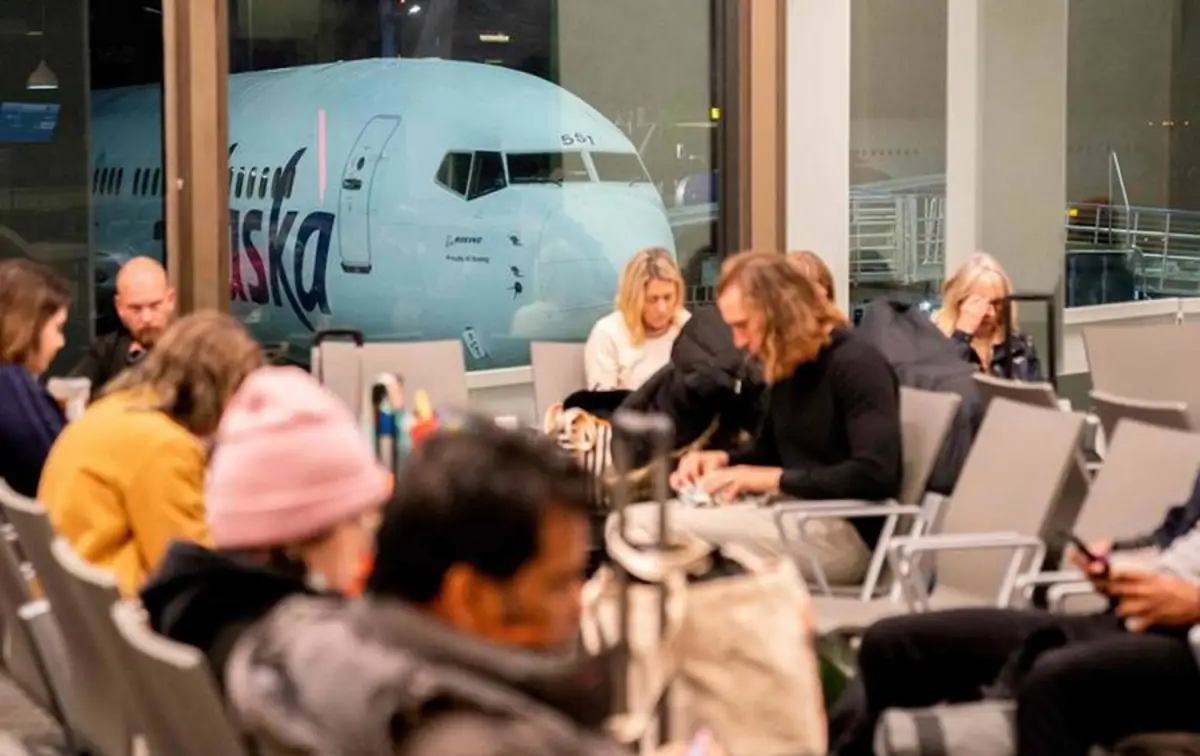 Largas filas y demoras en los aeropuertos