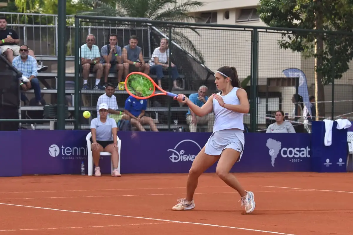 Julia Riera cayó en cuartos de final.