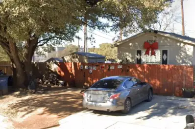 Rescataron a una mujer que estaba encadenada y había sido torturada en el patio de una casa