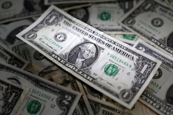 El dólar cerró la semana en baja tras el feriado bancario: el oficial cayó $30 y terminó a $1.445