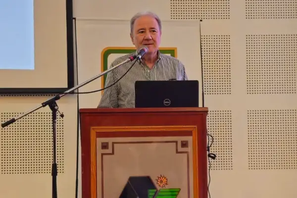 Azúcar y alcohol: Feijóo destacó el modelo integrado de tres mercados