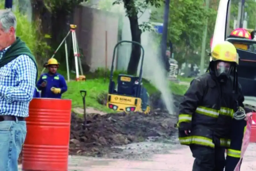 ERROR HUMANO. “No tenían planos de los caños”, dijo una comerciante.
