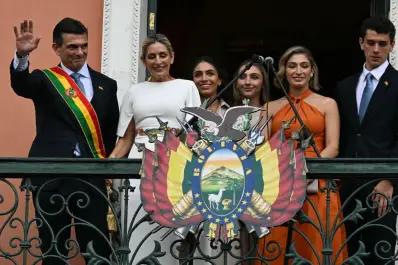 Paz asume la presidencia de Bolivia y promete “fin al aislamiento”