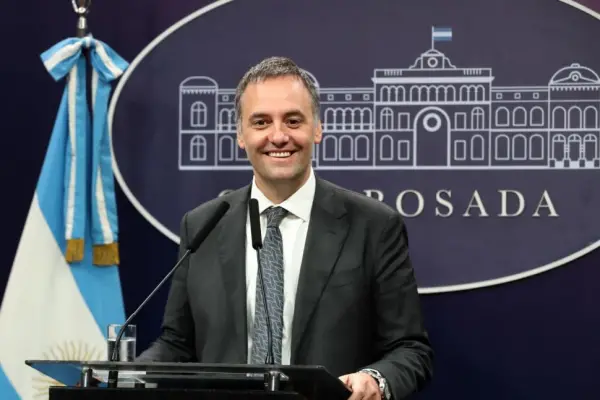 Adorni, bajo la mirada de los hermanos Milei: qué esperan del nuevo jefe de Gabinete